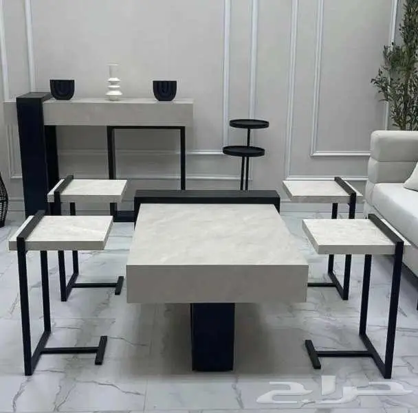 - طاولات خدمة كبيرة 9