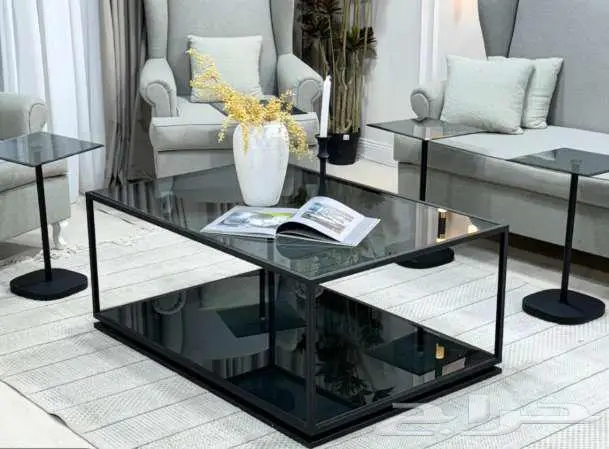 - طاولات خدمة كبيرة 4