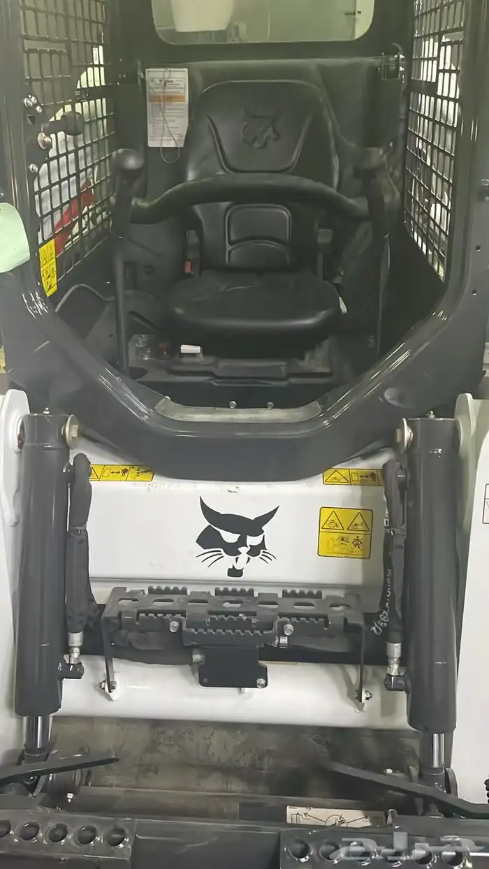 بوبكات حواس شيول صغير للإيجار bobcat for rental 1