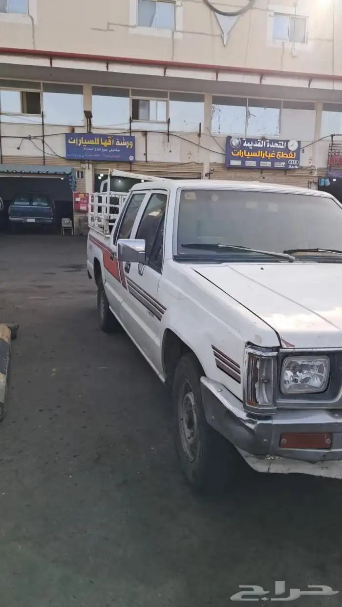 ميتسوبيشي موديل 92 تحتاج توضيب فقط 1