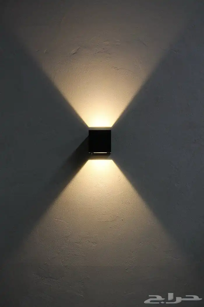 لمبه جدارية 1