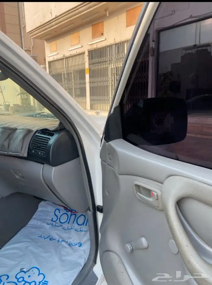 لاندكروزر 2005 حكومي مع الجوزات 3