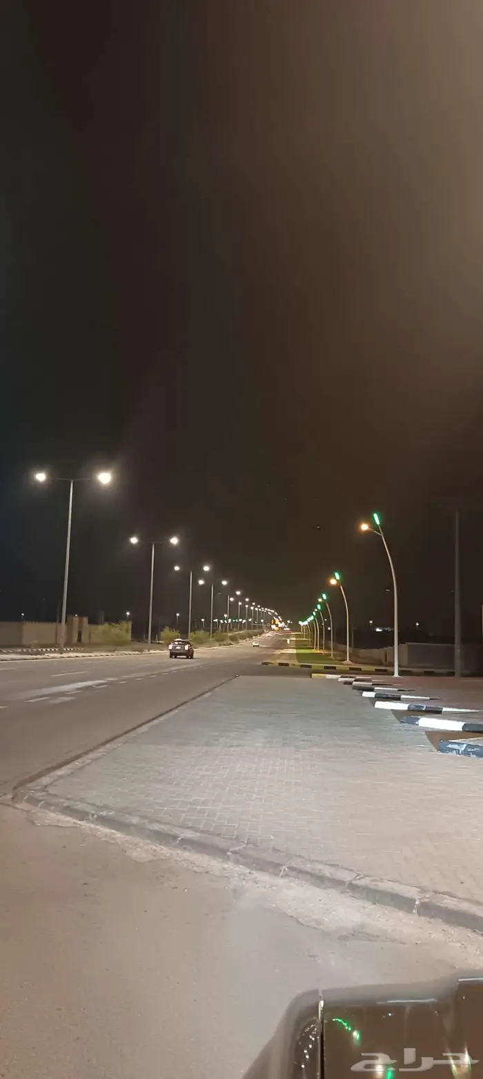 اعمده اناره للبيع عمدان محطات ملاعب اسطبلات استراحات 23