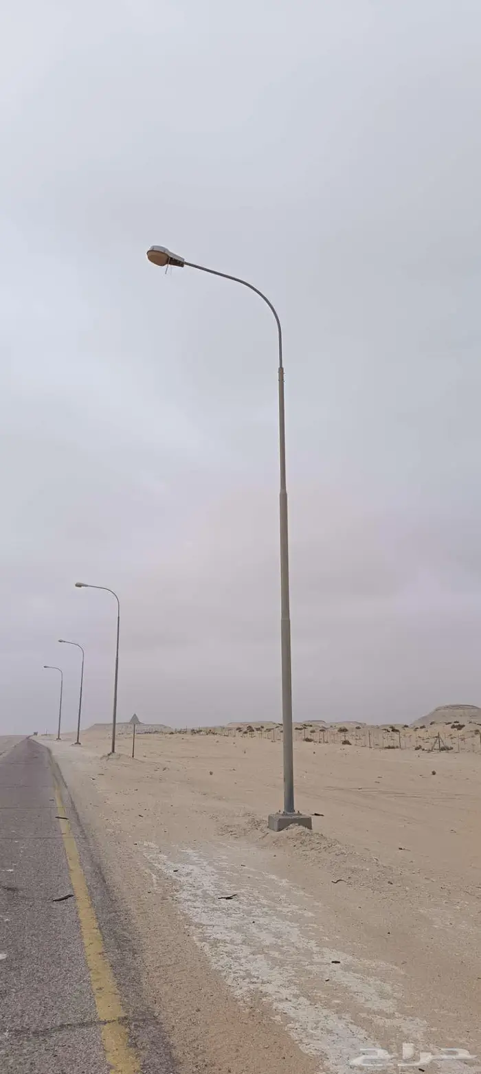 اعمده اناره للبيع عمدان محطات ملاعب اسطبلات استراحات 38