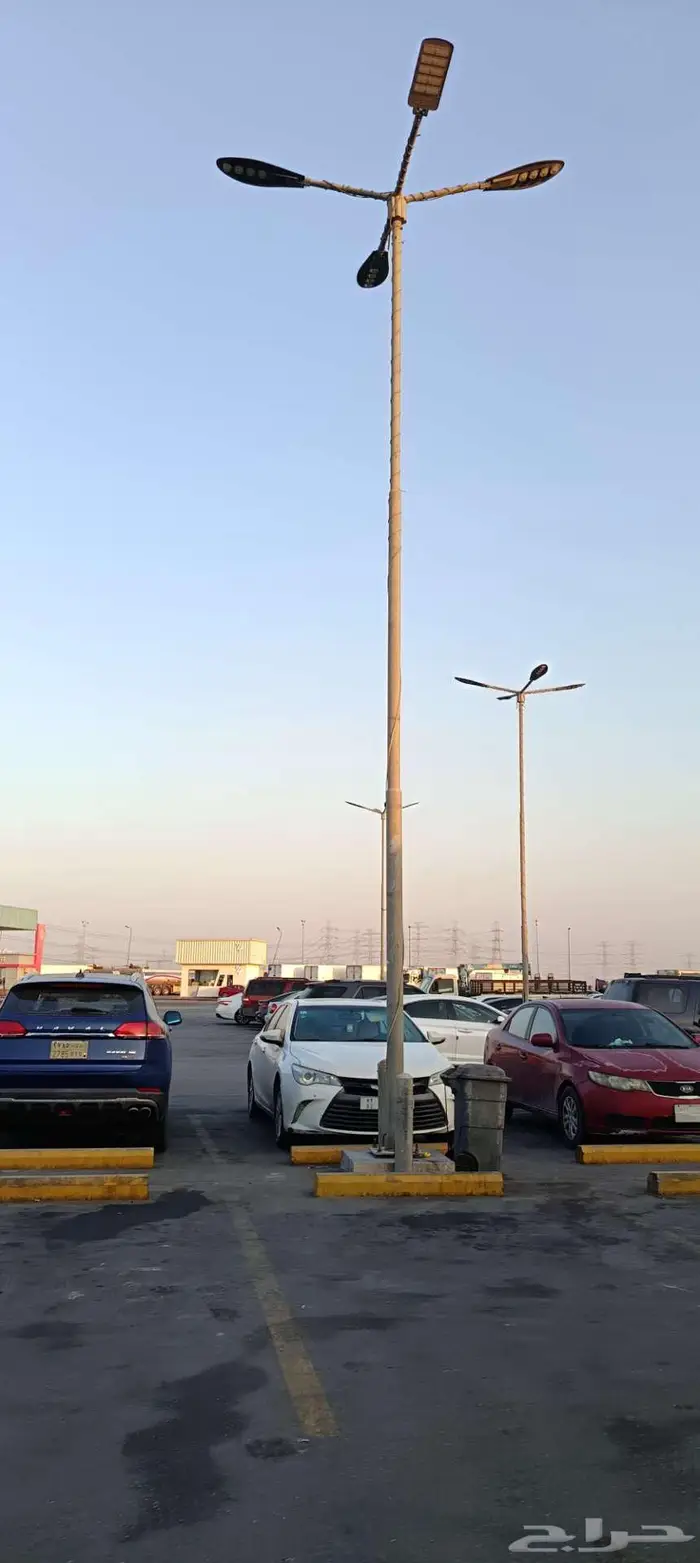 اعمده اناره للبيع عمدان محطات ملاعب اسطبلات استراحات 35