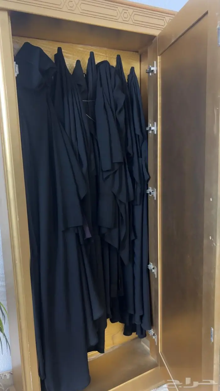 دولاب عبايه وسجاد 1