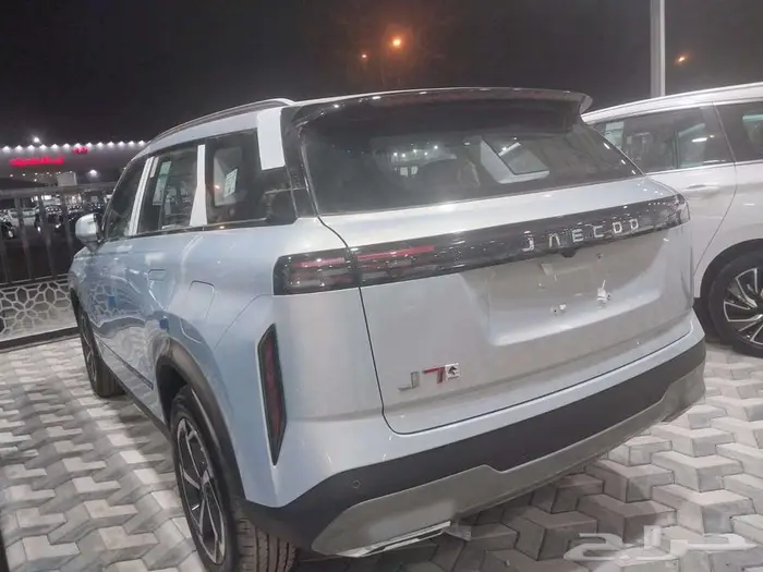 شيري جايكو J7 لاكجري موديل 2025 1