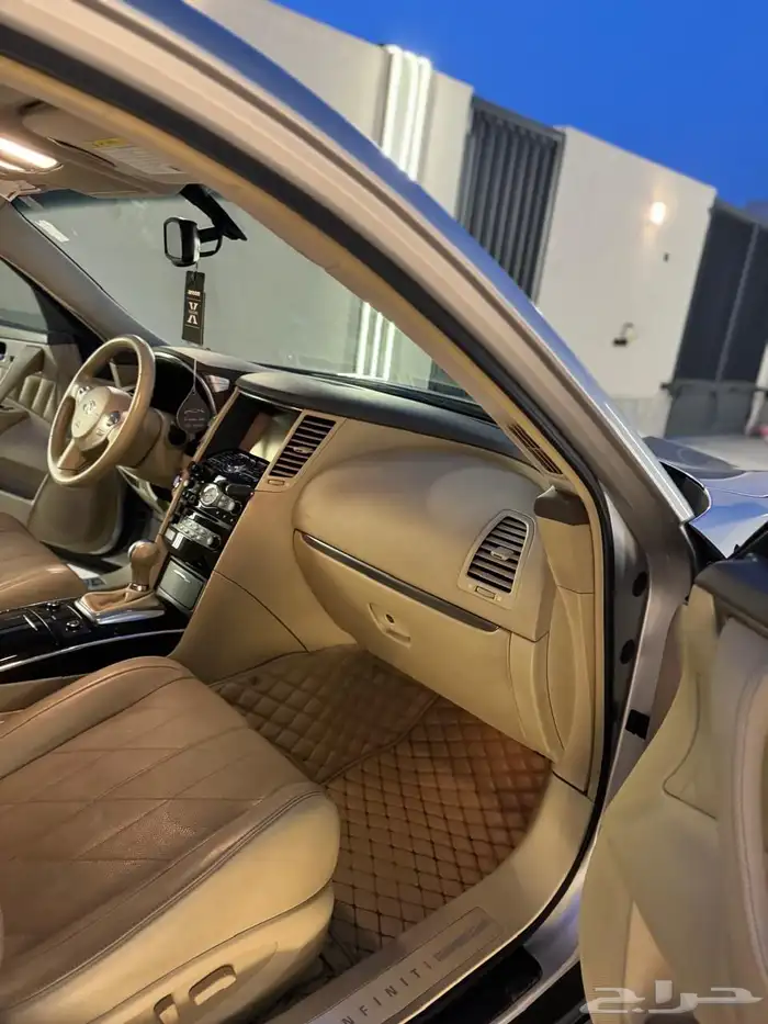 جيب انفنيتي Qx70 نظيف اول مالك 11