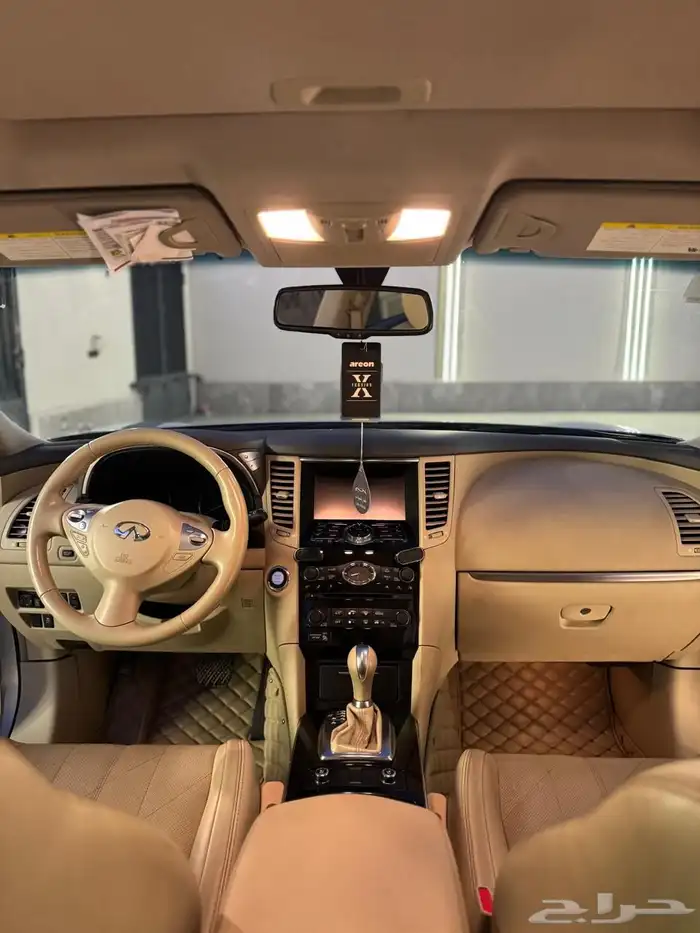 جيب انفنيتي Qx70 نظيف اول مالك 9