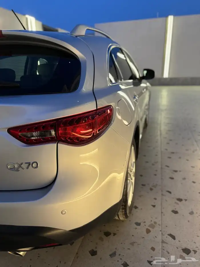 جيب انفنيتي Qx70 نظيف اول مالك 2