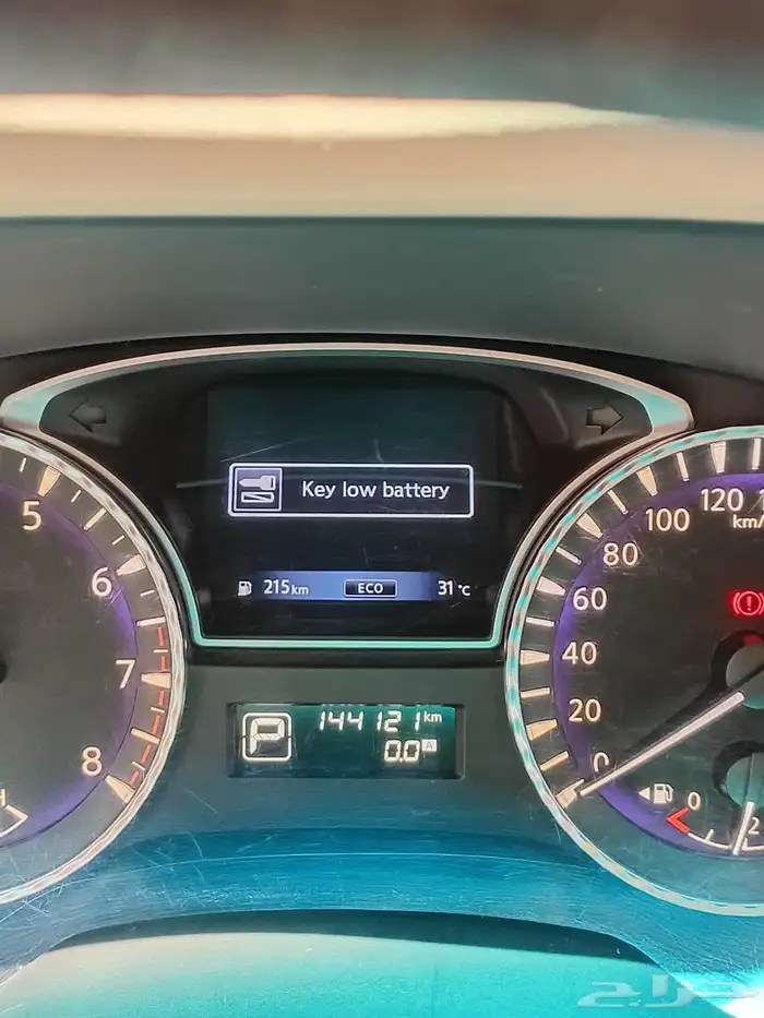 انفينيتي QX 60 فول ابشن احمر غامق موديل 2015 دفع رباعي 9