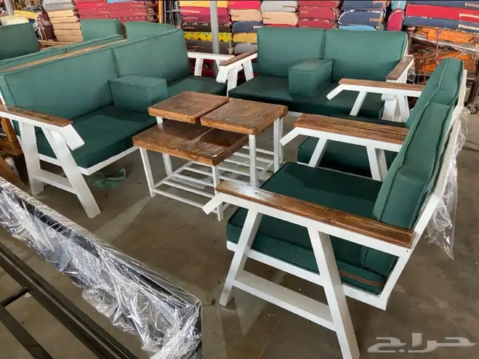 كراسي خارجية طقم حديد او خشب 52