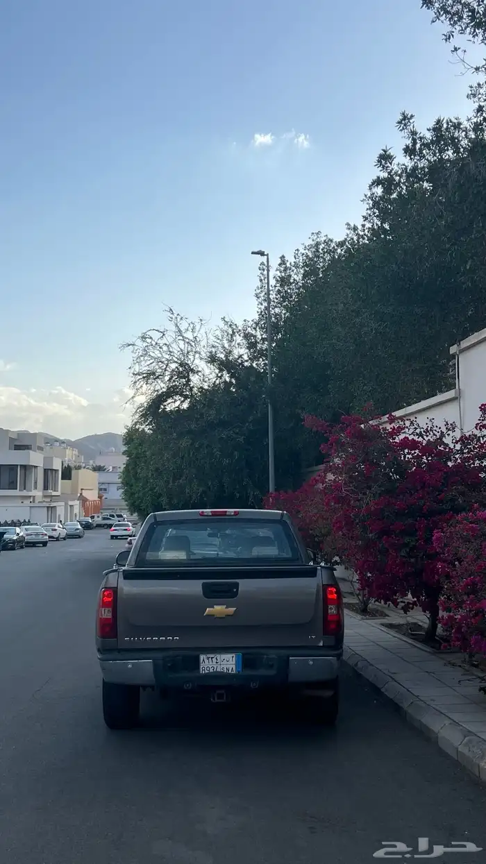 سلفرادو Z71 2013 ماشي 300 الف 1