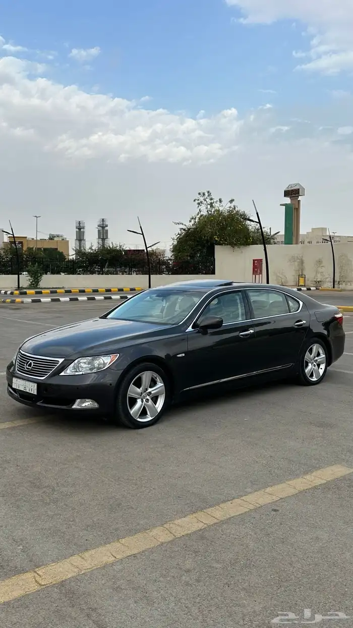 لكزس 460 لارج 2007 فل كامل سعودي 15
