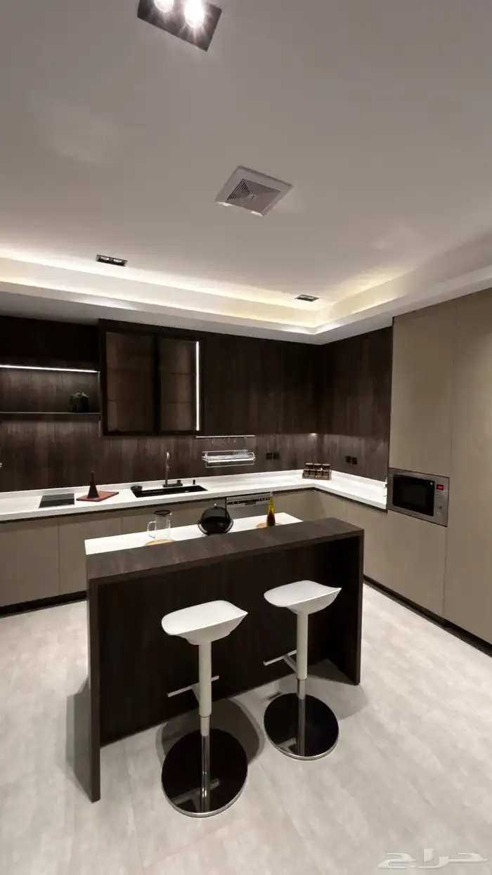 فيلا في شرق المدينه البدراني بتشطيب ولا اروووع 1