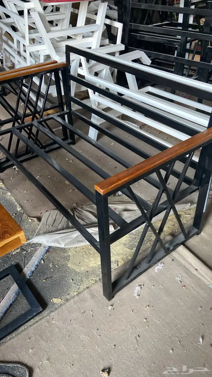 كراسي خارجية طقم حديد او خشب 49