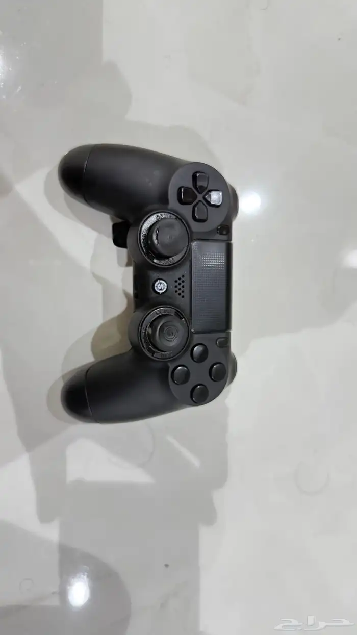 يد Scuf للمحترفين فيها ازرار خلفية ب 350 وسعر الجديدة ب1000 0