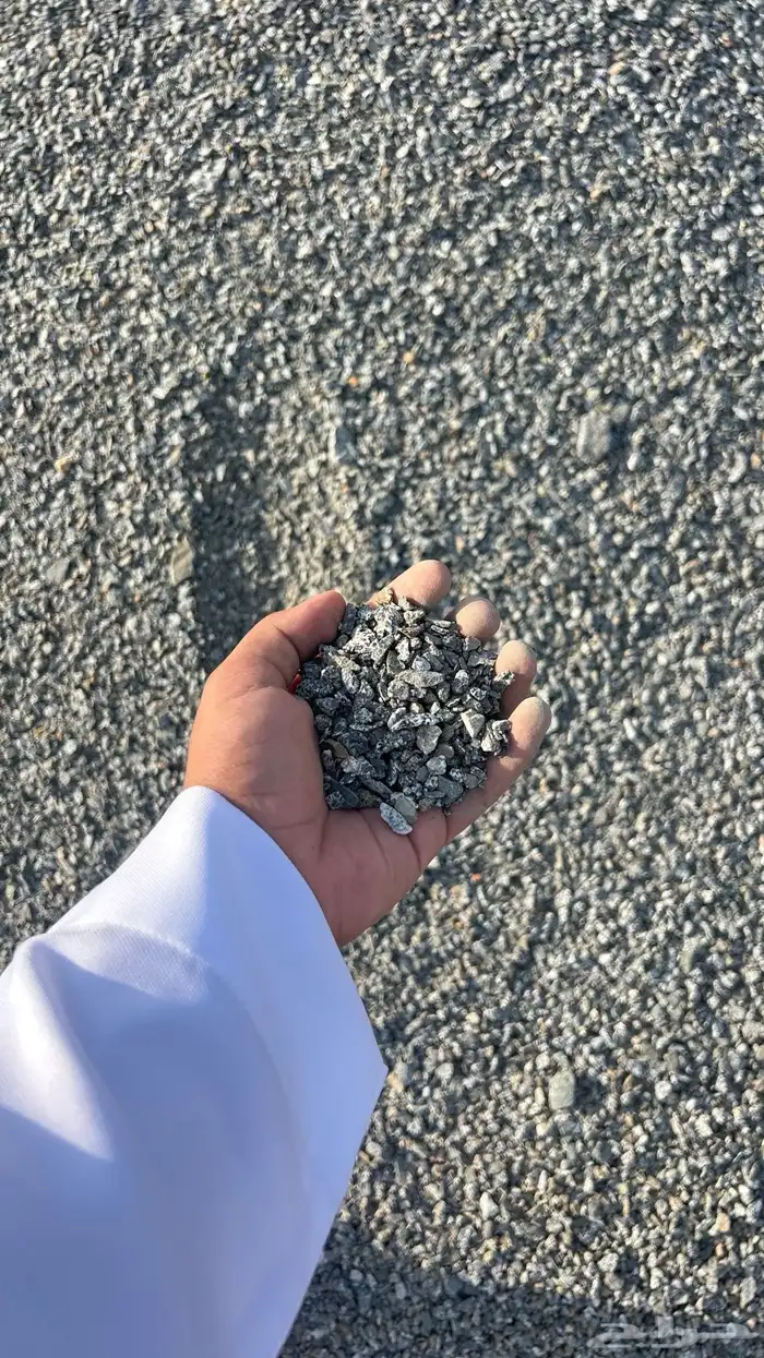 ردميه و سبيز و حجر و بسكورز متوفر جميع انواع اتربه كميات 2