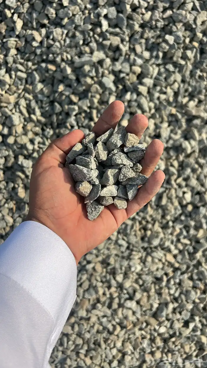 ردميه و سبيز و حجر و بسكورز متوفر جميع انواع اتربه كميات 4