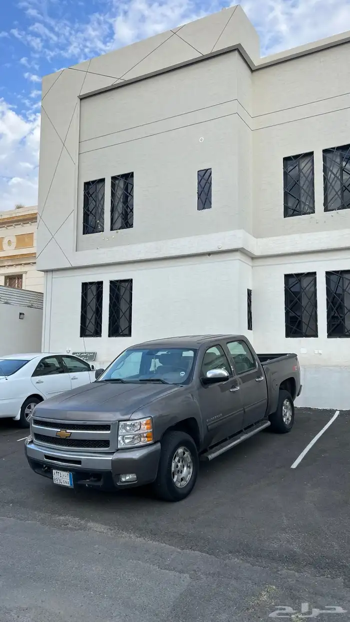 سلفرادو Z71 2013 ماشي 300 الف 4