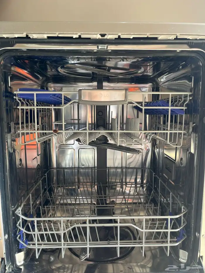 غسالة صحون اتوماتيكية ماركة LG 1