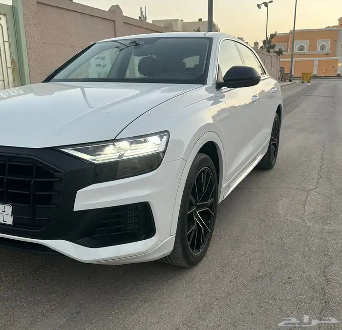 AUDI Q8 black edition - 2020 0