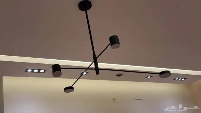 ثريا شبه جديده 0