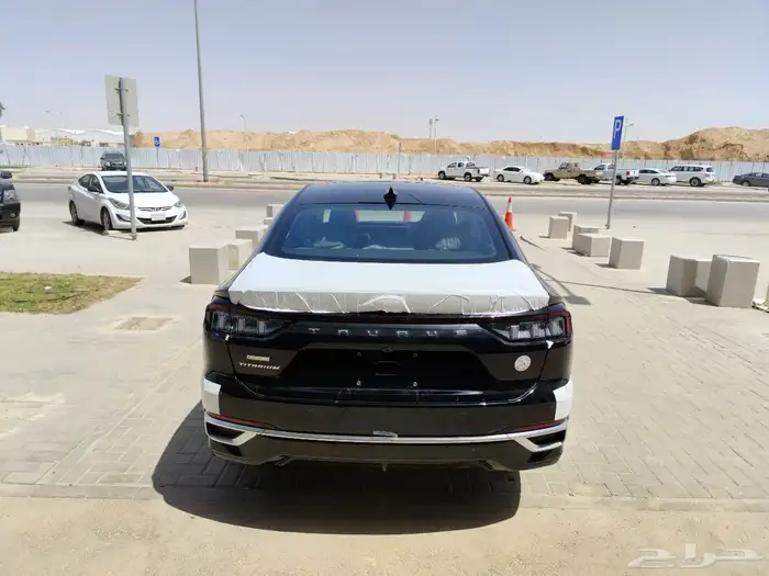 فورد تورس تيتانيوم 2025 9