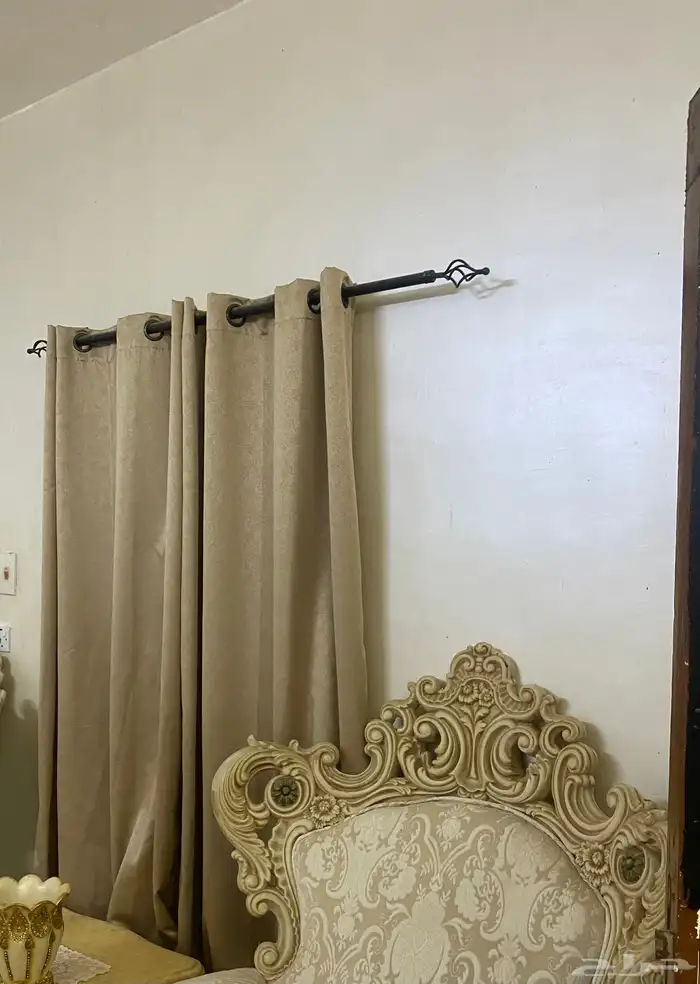 طقم كنب ملكي حفر فيبر رخام طبيعي مع سجاد وستاره 5