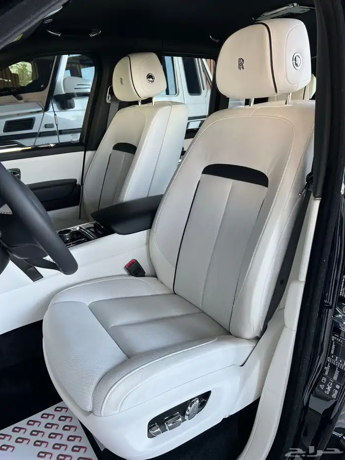 كولينان بلاك بادج - Rolls-Royce Cullinan Black Badge 2025 7