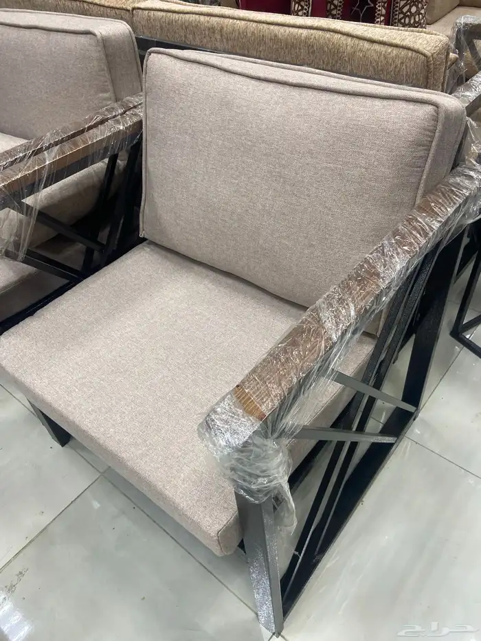 كراسي خارجية طقم حديد او خشب 28