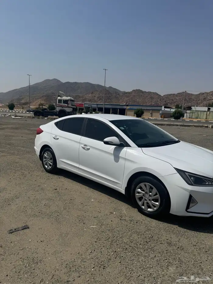 هونداي انترا 2019 3