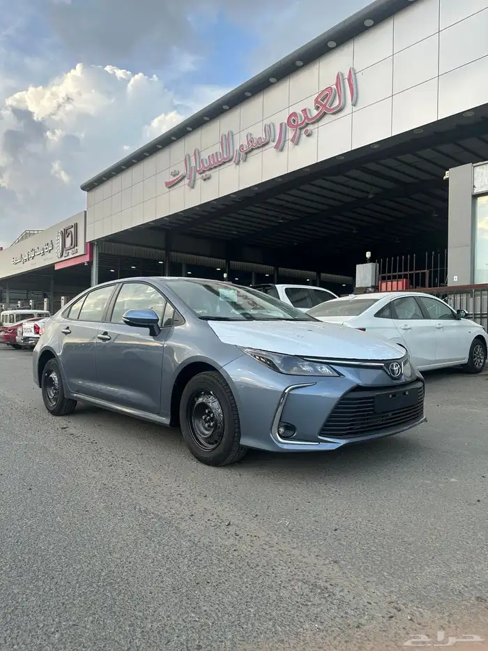 تويوتا كورولا استاندر ماكينه 2.0 موديل 2025 كاش-بنك 0