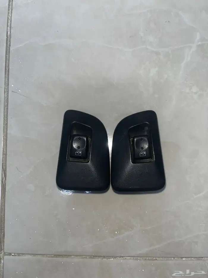 ازرار قزاز خلفي لجمس او شفر من 2003 الى 2007 الشكل الكلاسيك 2