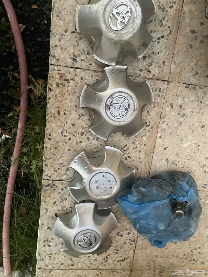 جنوط جكسار 2004 مع كفرات دانلوب للبيع 3