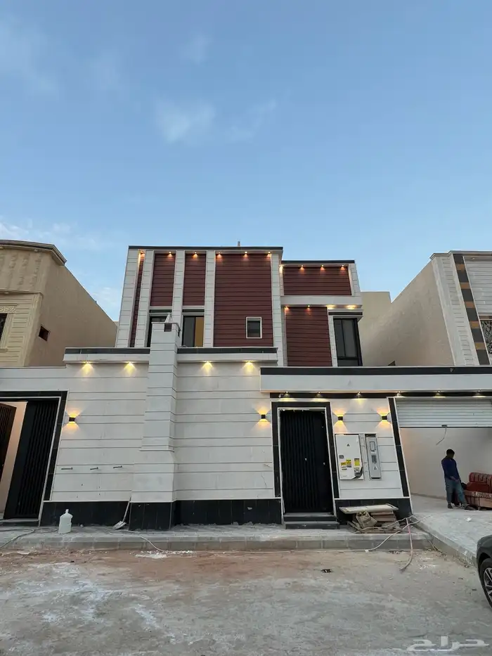 فرصة نادرة دور علوي للبيع بحي البيان 0