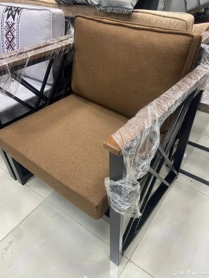 كراسي خارجية طقم حديد او خشب 24