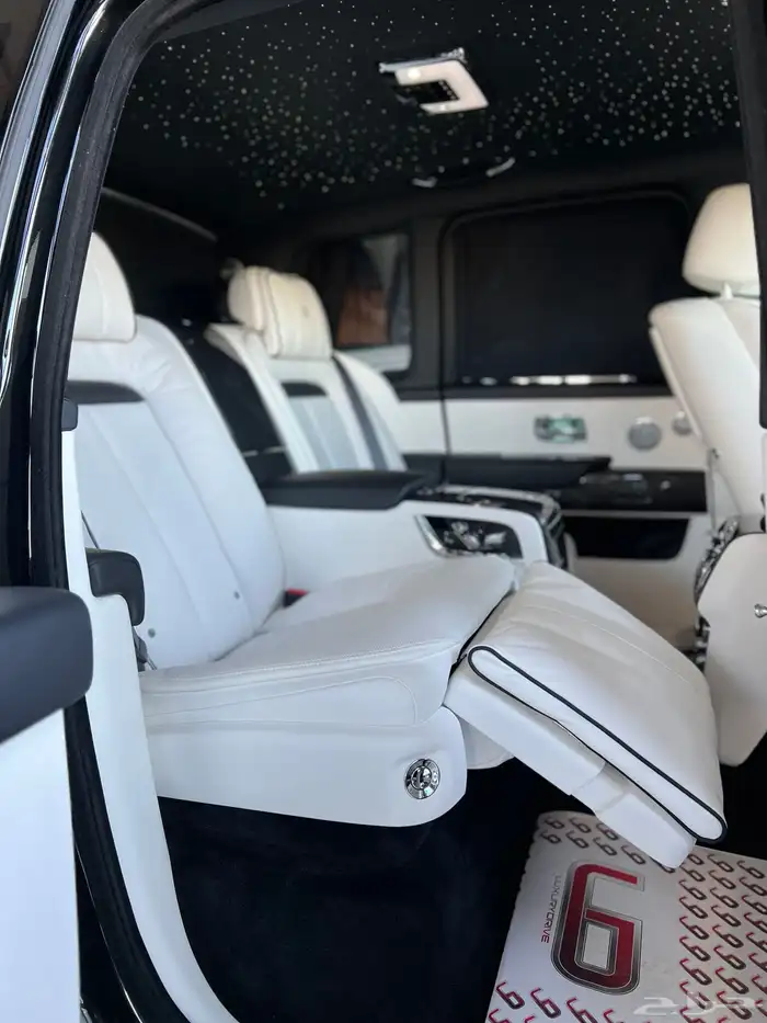 كولينان بلاك بادج - Rolls-Royce Cullinan Black Badge 2025 12