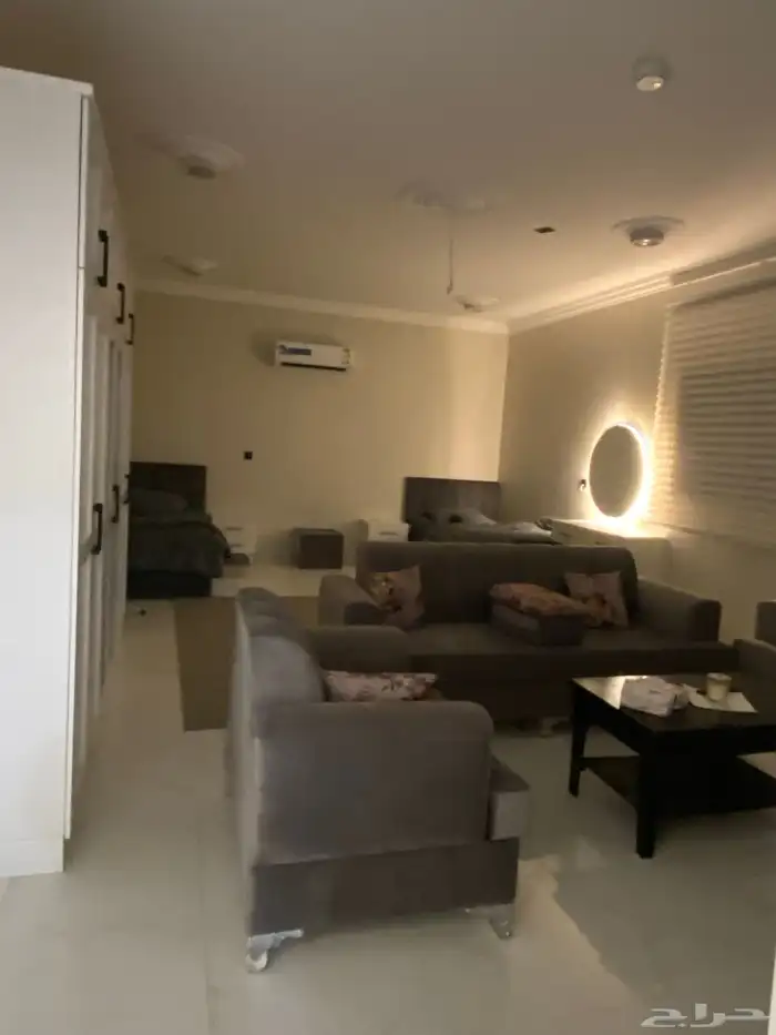 غرفه نوم مع دورة مياه سريرين منفصله للايجار في سراة عبيده 2