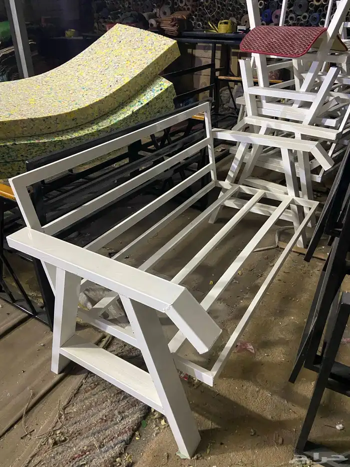 كراسي خارجية طقم حديد او خشب 44