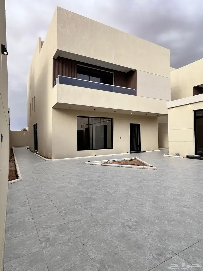 للبيع فيلا فاخره بالبكيريه حي الصفاء 1