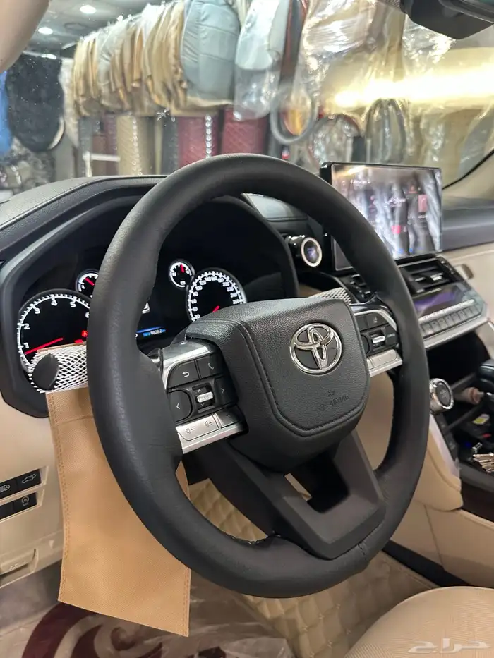 معلم تنجيد السيارات يبحث عن عمل 4