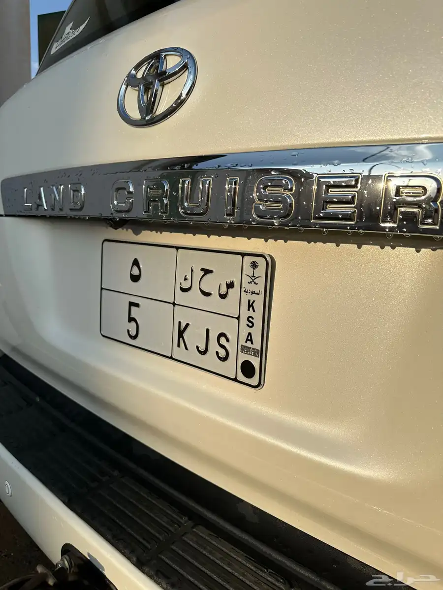 لوحة مميزة س ح ك 5 1