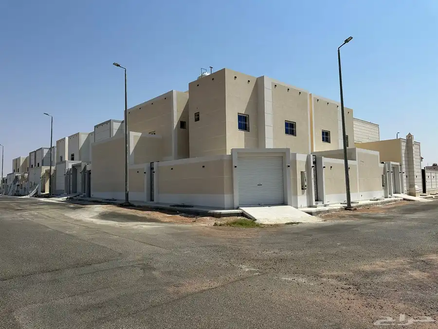 للبيع دبلكسات مودرن بقفار الشرقي مخطط النسيم 0