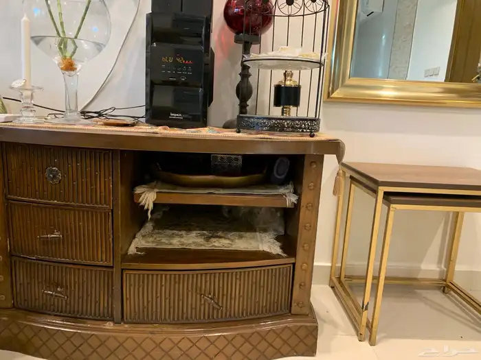 مكتبة تلفزيون ب150 بيع مستعجل 2