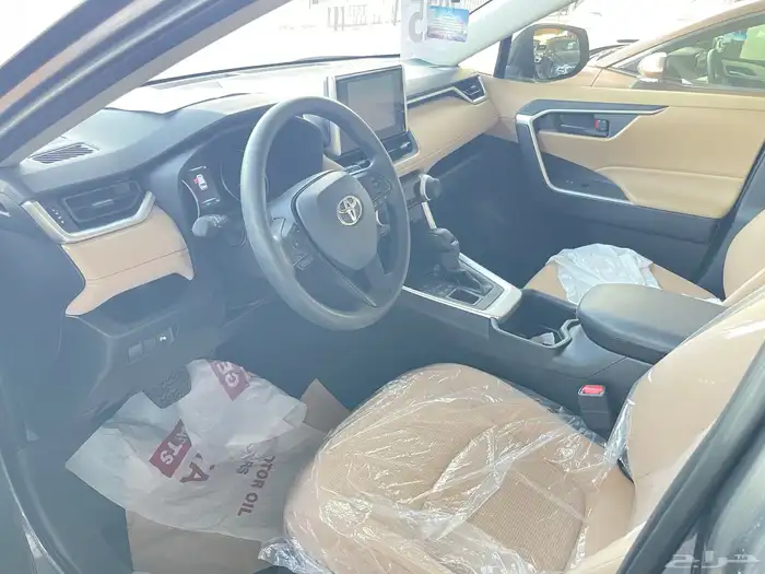 تويوتا راف فور استاندر دبل موديل 2025 ألوان رمادي 13