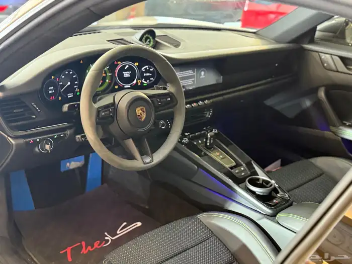 بورش كاريرا T 2023 16