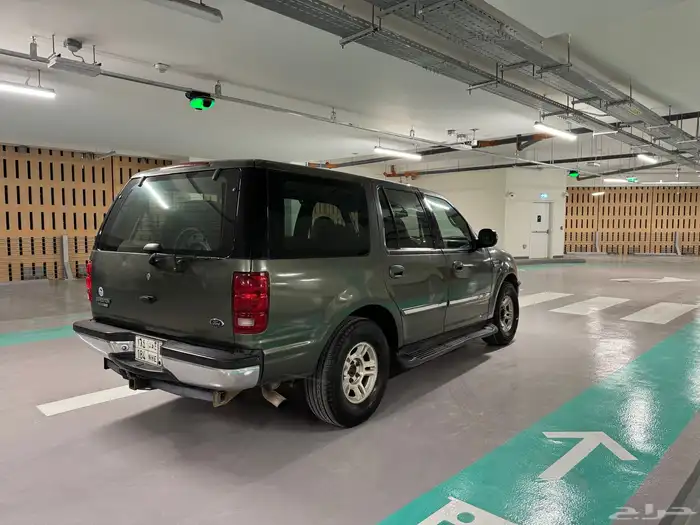فورد إكسبديشن 2001 للبيع 4