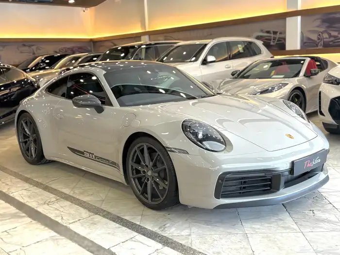 بورش كاريرا T 2023 4
