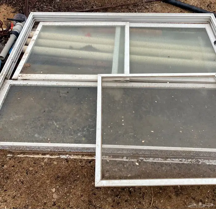 شباك ألمنيوم مع شبكة حديد حماية 1